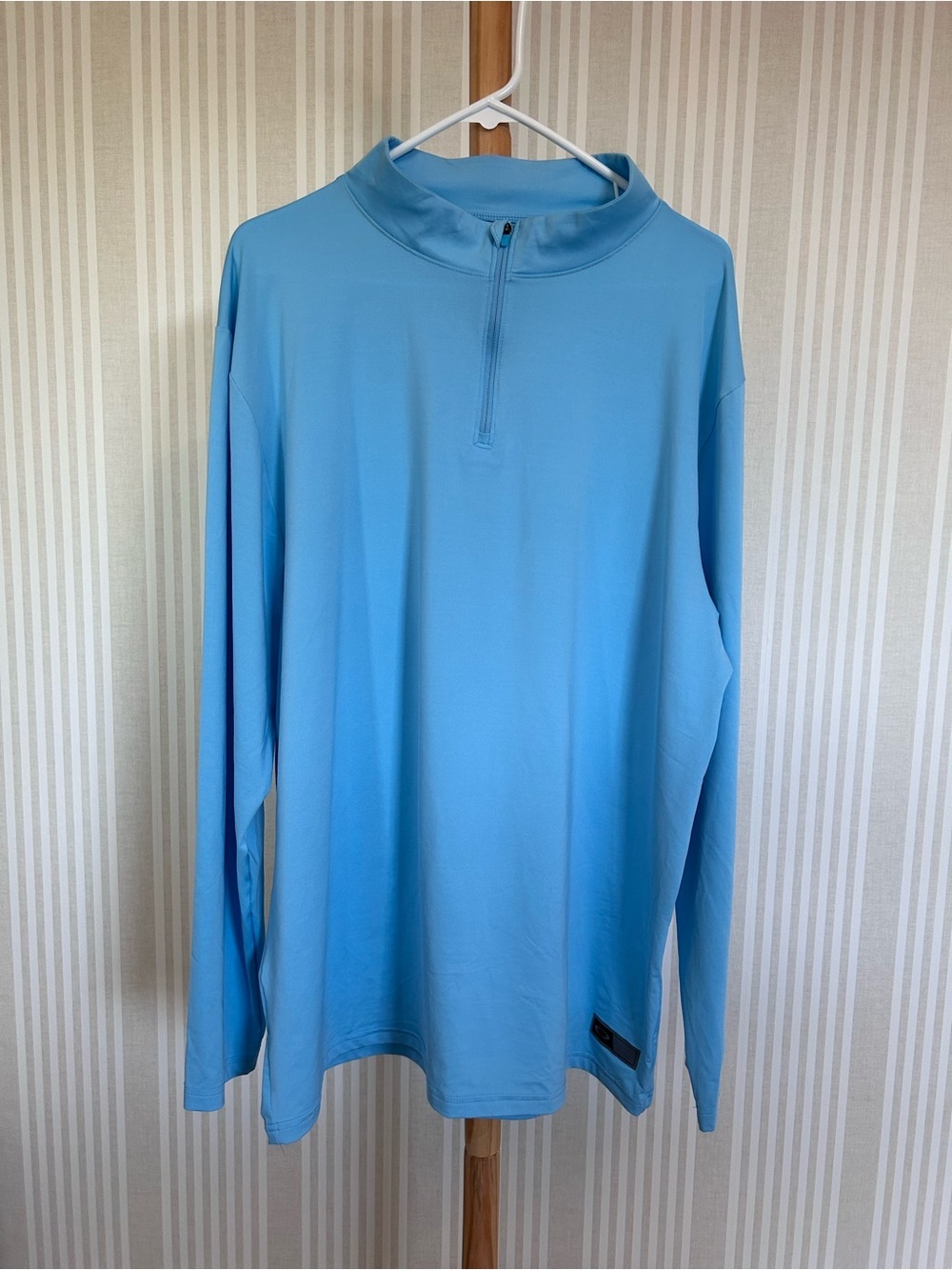OAKLEY Men's Hydrolix Quarter-Zip Pullover Athletic Shirt Light Blue Size 2XL - Picture 4 of 10